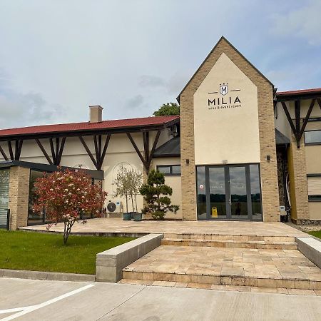 Milia Wine & Event Resort Dunajsky Klatov ภายนอก รูปภาพ